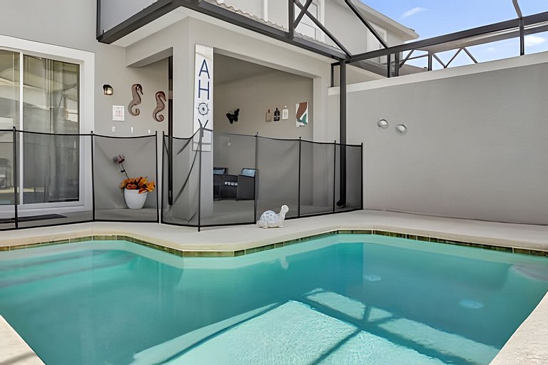 Charming Hideaway at Storey Lake 4BD Home