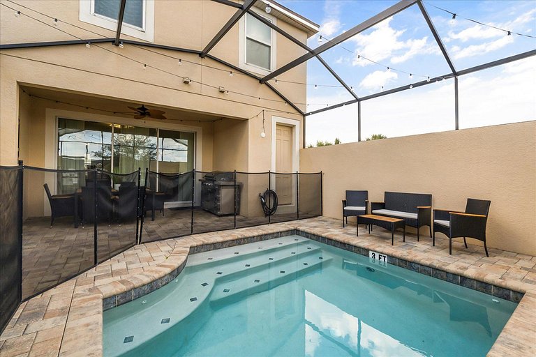 Special 5BR home at Solara Resort