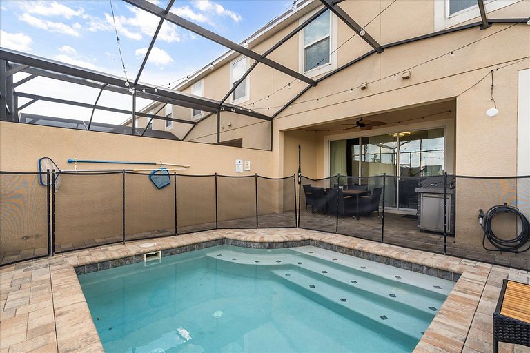 Special 5BR home at Solara Resort