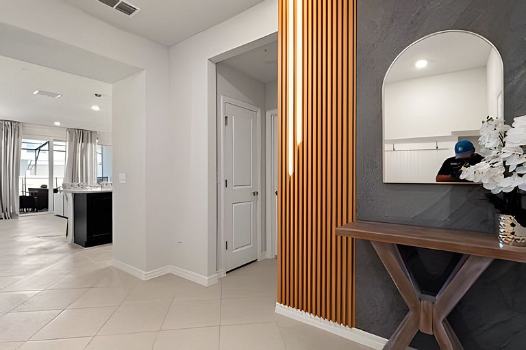 Luxurious 5BD Space at Windsor Cay Resort