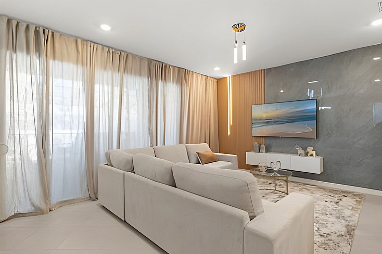 Luxurious 5BD Space at Windsor Cay Resort