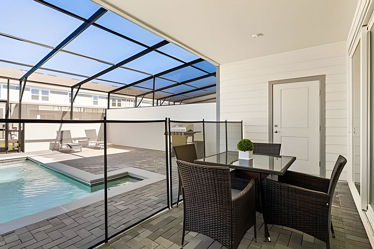 Luxurious 5BD Space at Windsor Cay Resort