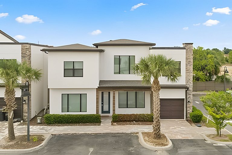 Your Home in Vila Domani, 5BD and Total Comfort