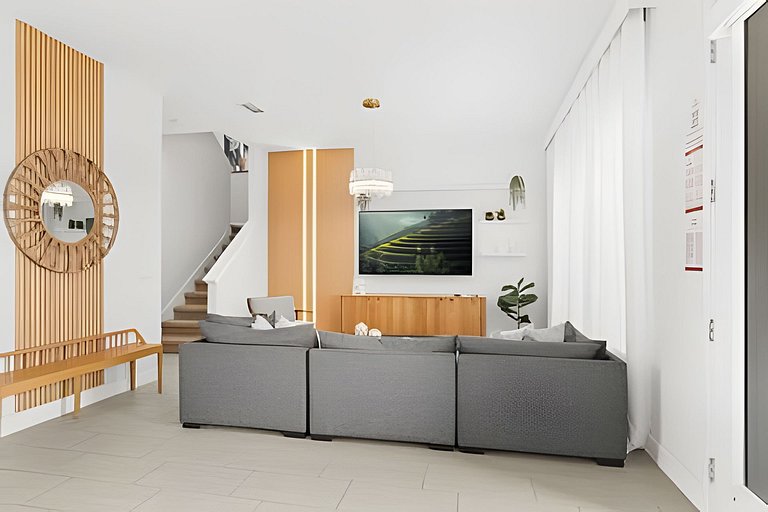 Your Home in Vila Domani, 5BD and Total Comfort