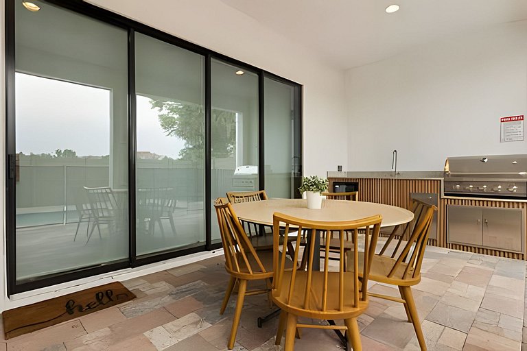 Your Home in Vila Domani, 5BD and Total Comfort