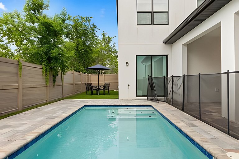 Your Home in Vila Domani, 5BD and Total Comfort