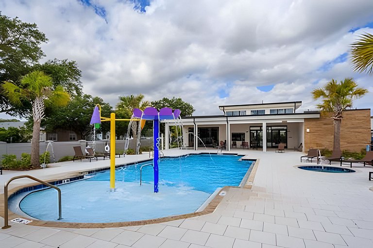 Your Home in Vila Domani, 5BD and Total Comfort