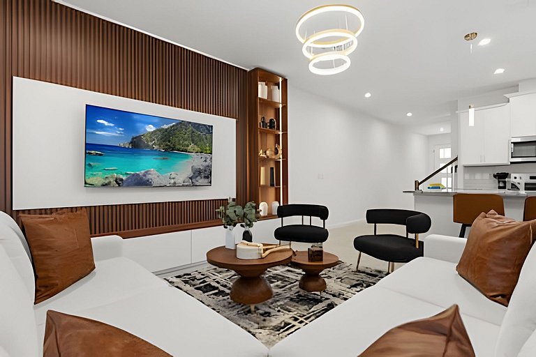 Modern 6-BR Home w/ Summer Kitchen - Solara Resort