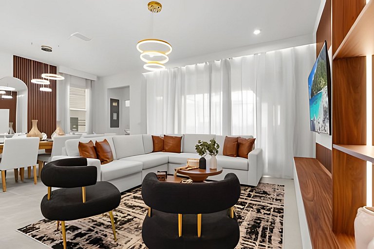 Modern 6-BR Home w/ Summer Kitchen - Solara Resort