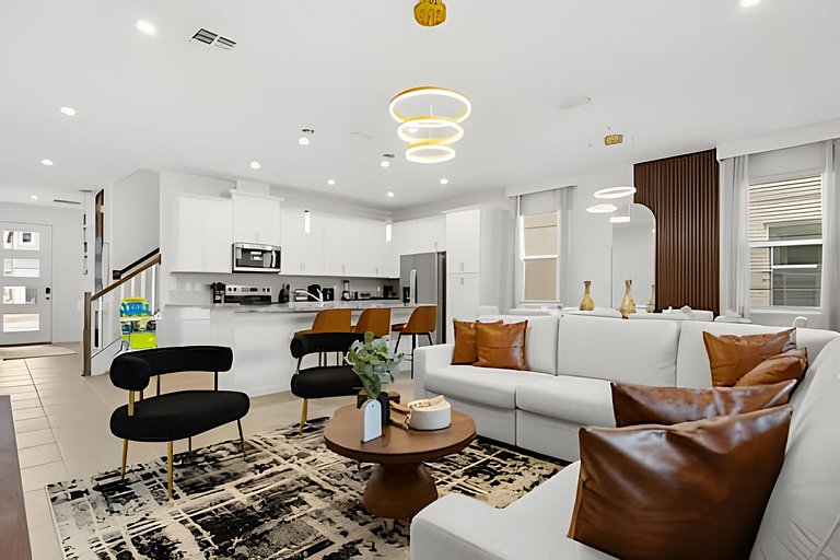 Modern 6-BR Home w/ Summer Kitchen - Solara Resort