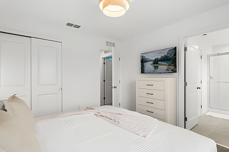 Modern 6-BR Home w/ Summer Kitchen - Solara Resort
