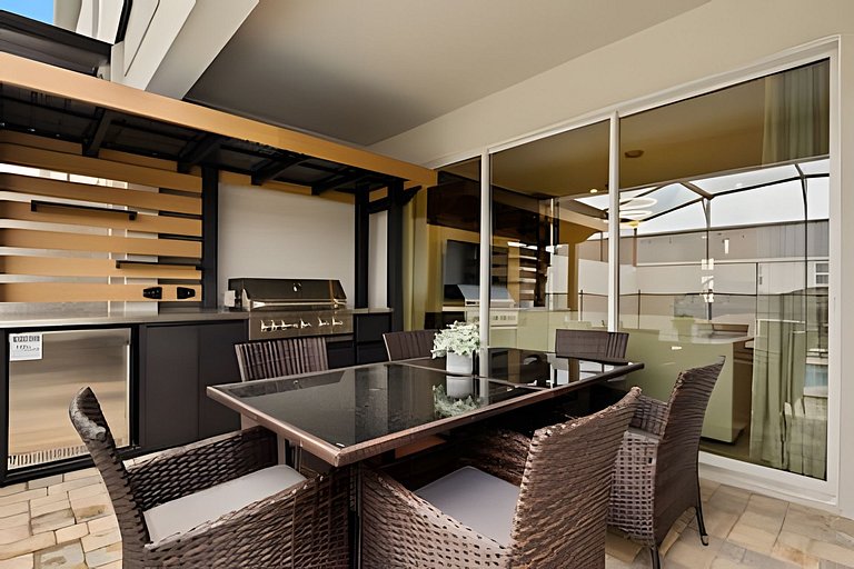 Modern 6-BR Home w/ Summer Kitchen - Solara Resort