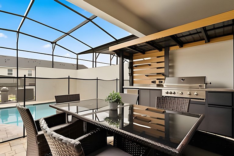 Modern 6-BR Home w/ Summer Kitchen - Solara Resort