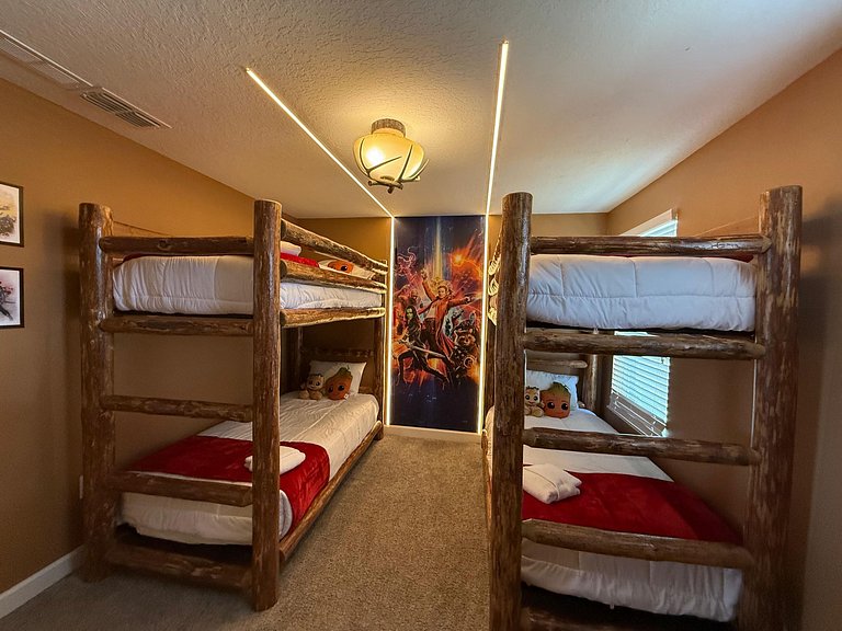 Cozy 5BD Home at Storey Lake Resort Lake View