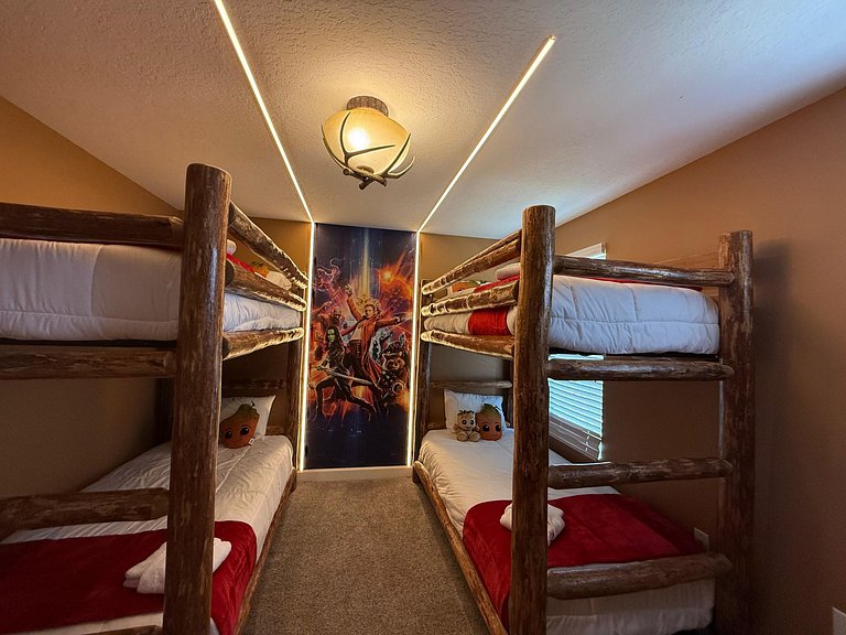 Cozy 5BD Home at Storey Lake Resort Lake View