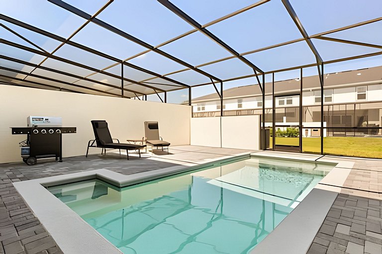 5 Bd / 4,5 Ba / Sleeps 14 / Windsor Cay Resort