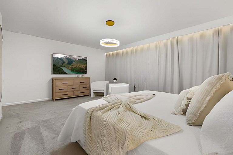 7 Bd / 6.5 Ba / Sleeps 20 / Solara Resort