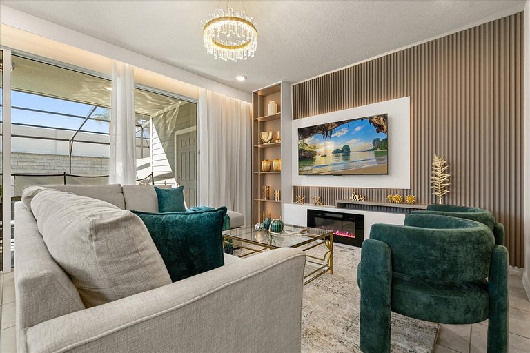 Magnificent 5BR Home at Windsor Island Resort