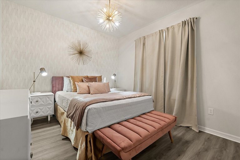 Magnificent 5BR Home at Windsor Island Resort