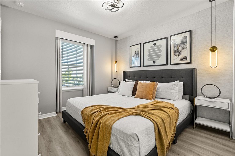 Magnificent 5BR Home at Windsor Island Resort