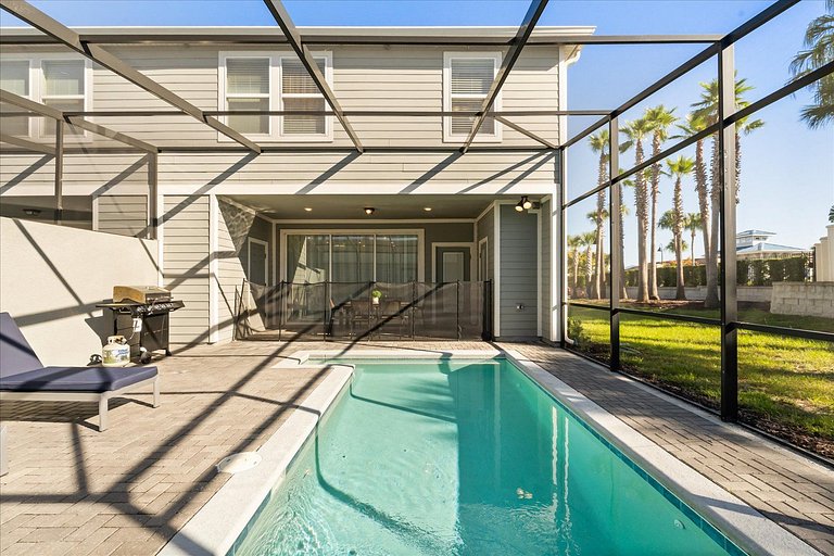 Magnificent 5BR Home at Windsor Island Resort