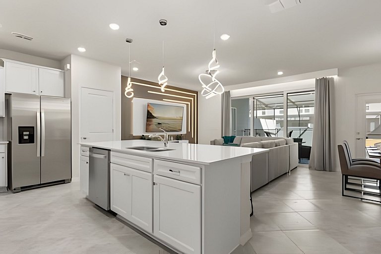 5 Bd / 4.5 Ba / Sleeps 14 / Windsor Cay Resort