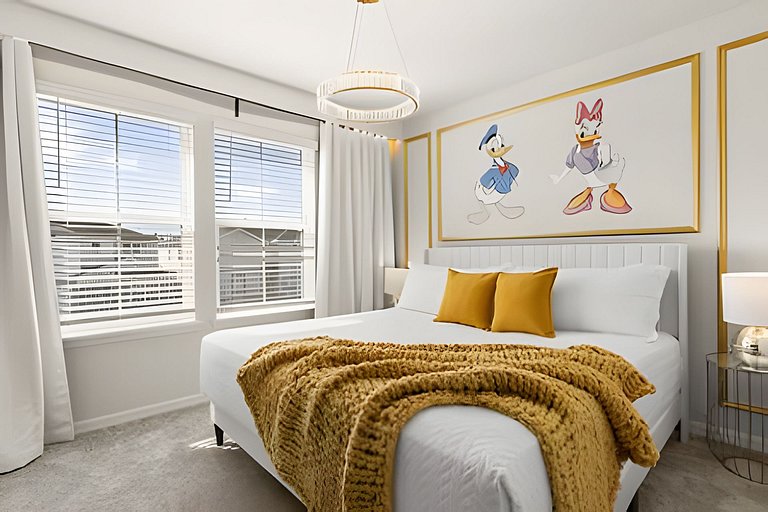 5 Bd / 4.5 Ba / Sleeps 14 / Windsor Cay Resort