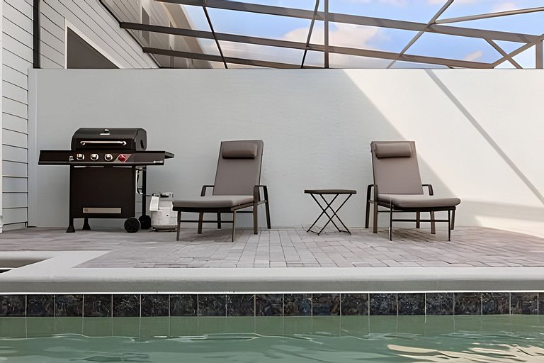 5 Bd / 4.5 Ba / Sleeps 14 / Windsor Cay Resort