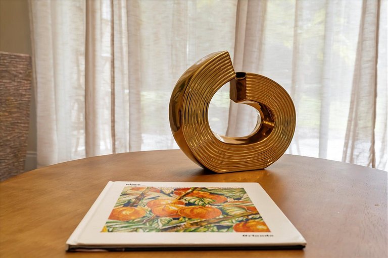 Glamorous and Modern House 8 minutes to Disney