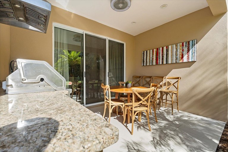 Glamorous and Modern House 8 minutes to Disney