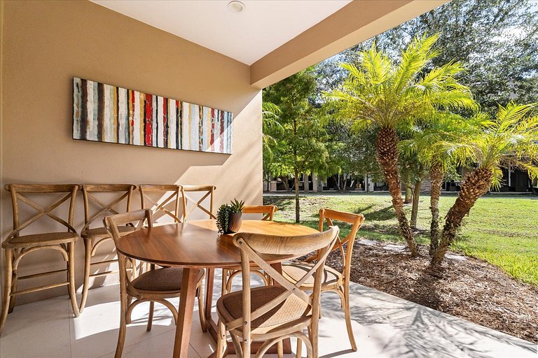 Glamorous and Modern House 8 minutes to Disney