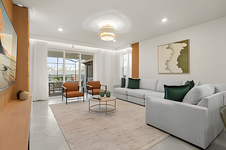 7 Bd / 5.5 Ba / Sleeps 20 / Windsor Cay Resort