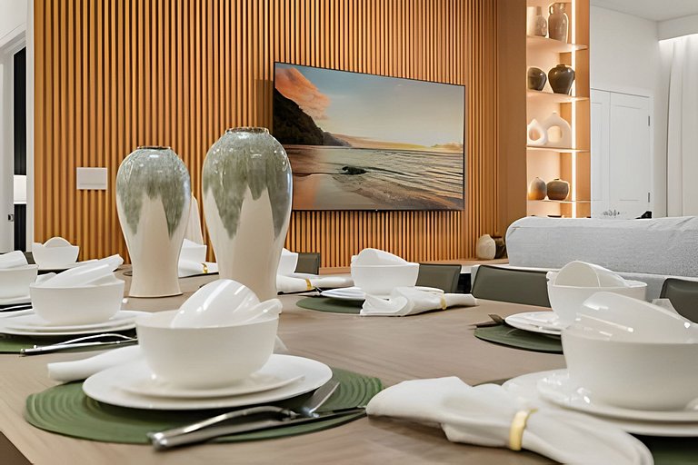 7 Bd / 5.5 Ba / Sleeps 20 / Windsor Cay Resort