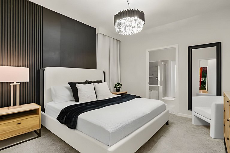 7 Bd / 5.5 Ba / Sleeps 20 / Windsor Cay Resort