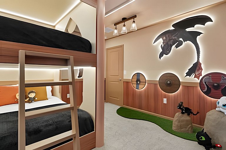 7 Bd / 5.5 Ba / Sleeps 20 / Windsor Cay Resort