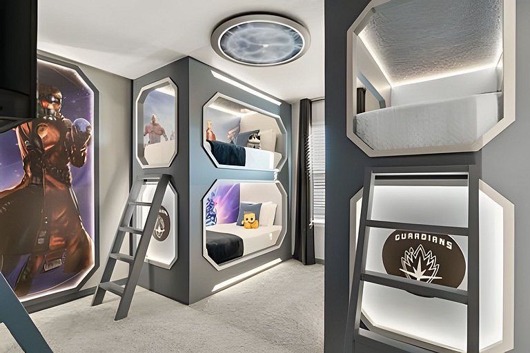 7 Bd / 5.5 Ba / Sleeps 20 / Windsor Cay Resort