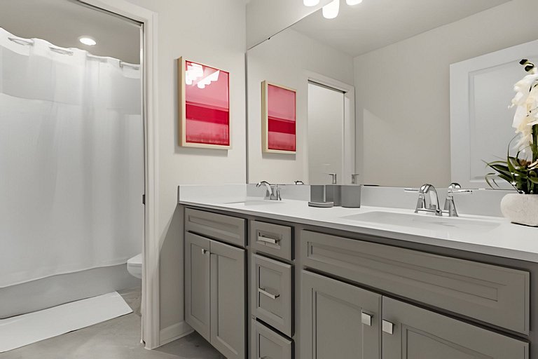 7 Bd / 5.5 Ba / Sleeps 20 / Windsor Cay Resort