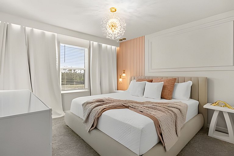 7 Bd / 5.5 Ba / Sleeps 20 / Windsor Cay Resort