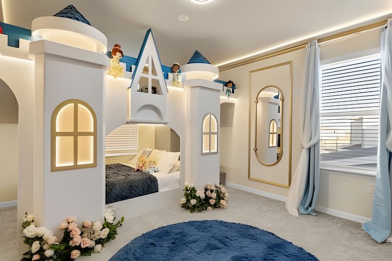 7 Bd / 5.5 Ba / Sleeps 20 / Windsor Cay Resort