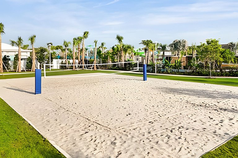 7 Bd / 5.5 Ba / Sleeps 20 / Windsor Cay Resort