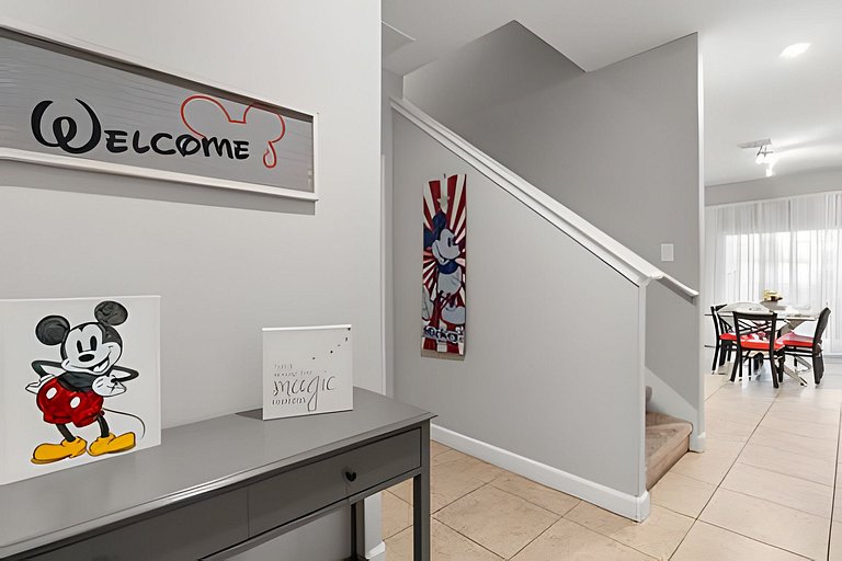 04 Bd / 03 Ba / Sleeps 08 / Storey Lake Resort