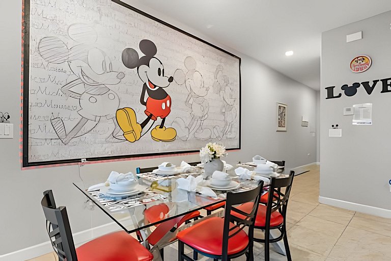 04 Bd / 03 Ba / Sleeps 08 / Storey Lake Resort