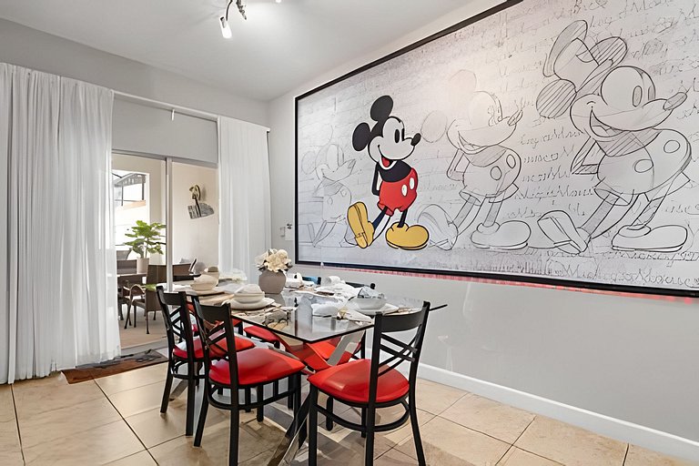 04 Bd / 03 Ba / Sleeps 08 / Storey Lake Resort