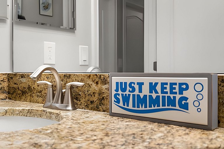 04 Bd / 03 Ba / Sleeps 08 / Storey Lake Resort