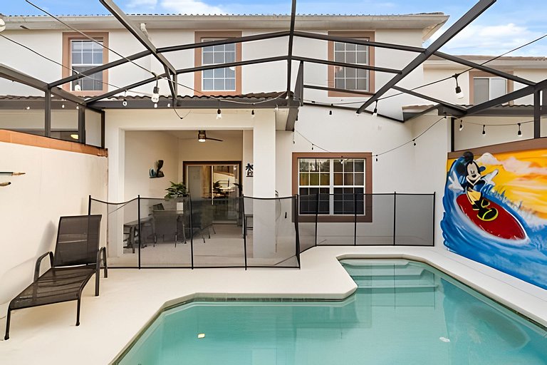 04 Bd / 03 Ba / Sleeps 08 / Storey Lake Resort