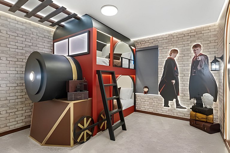 7 Bd / 5.5 Ba / Windsor Cay Resort/ Sleeps 20