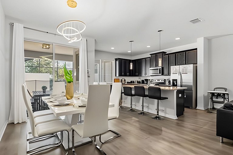 4 Bd / 4,5 Ba / Sleeps 08/ Solara Resort