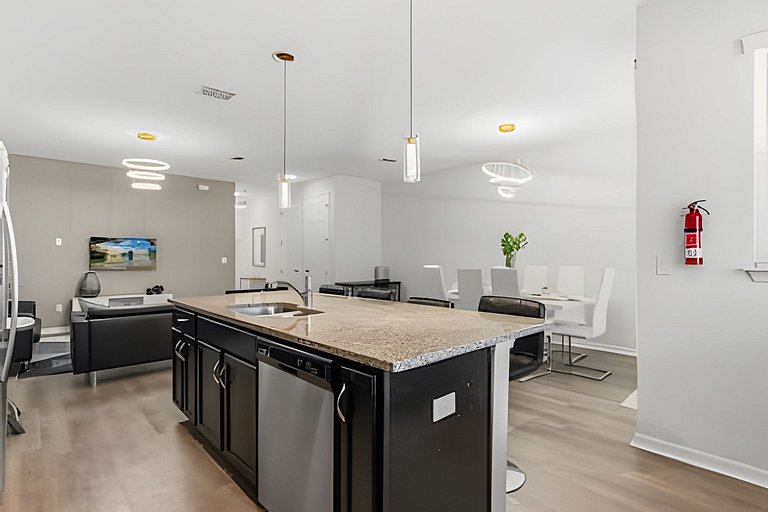 4 Bd / 4,5 Ba / Sleeps 08/ Solara Resort