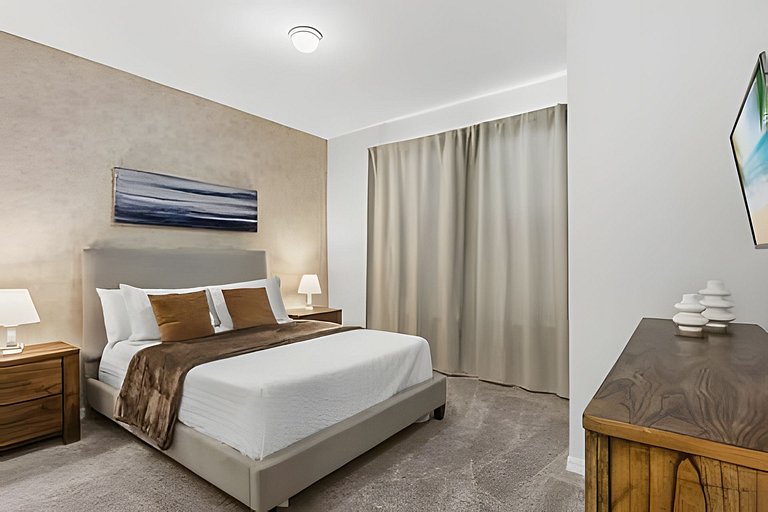 4 Bd / 4,5 Ba / Sleeps 08/ Solara Resort