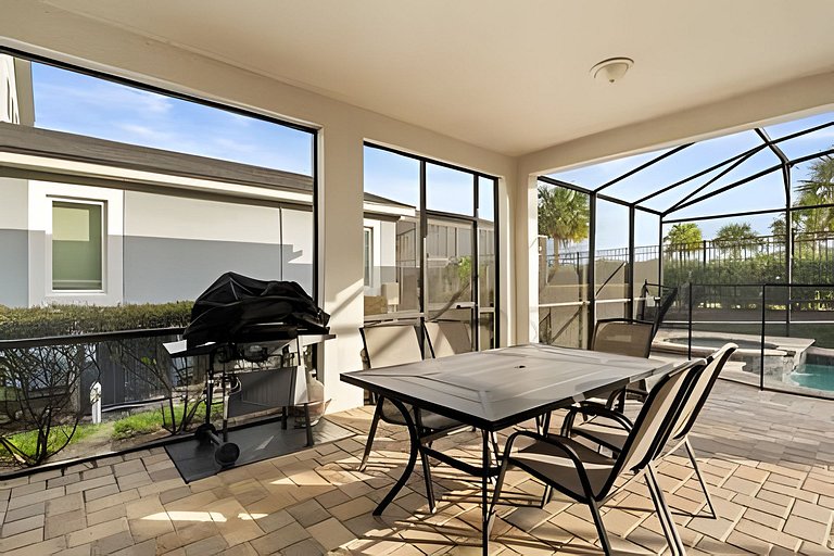 6 Bd / 4,5 Ba / Sleeps 18/ Solara Resort